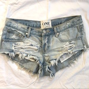 OneTeaspoon Bonitas Distressed Jean Shorts